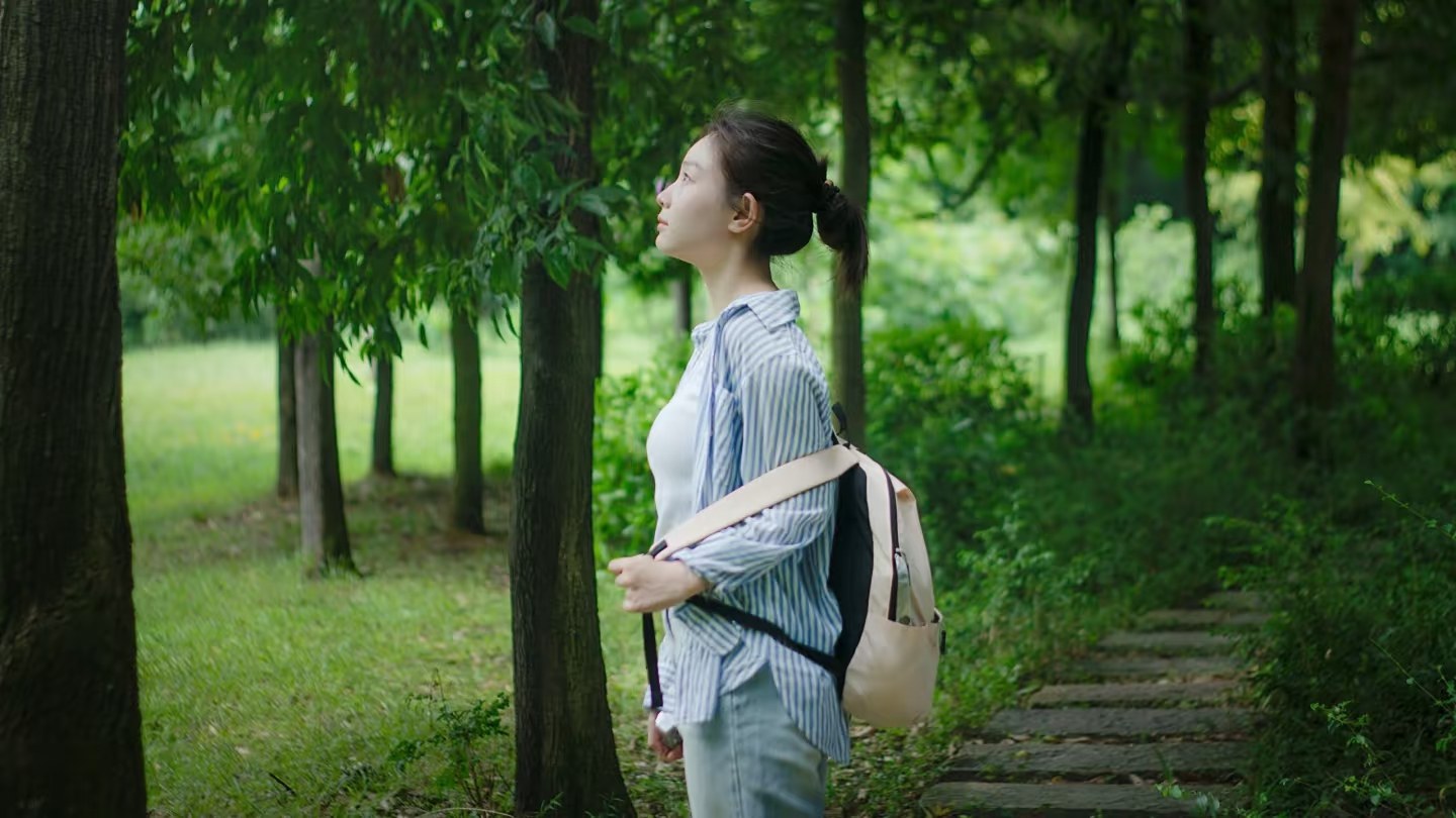 森系公园人像照片 5